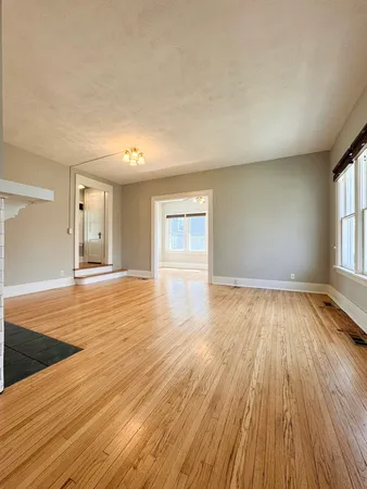 $225,000 | 1415 North Clinton Boulevard, Bloomington, IL 61701