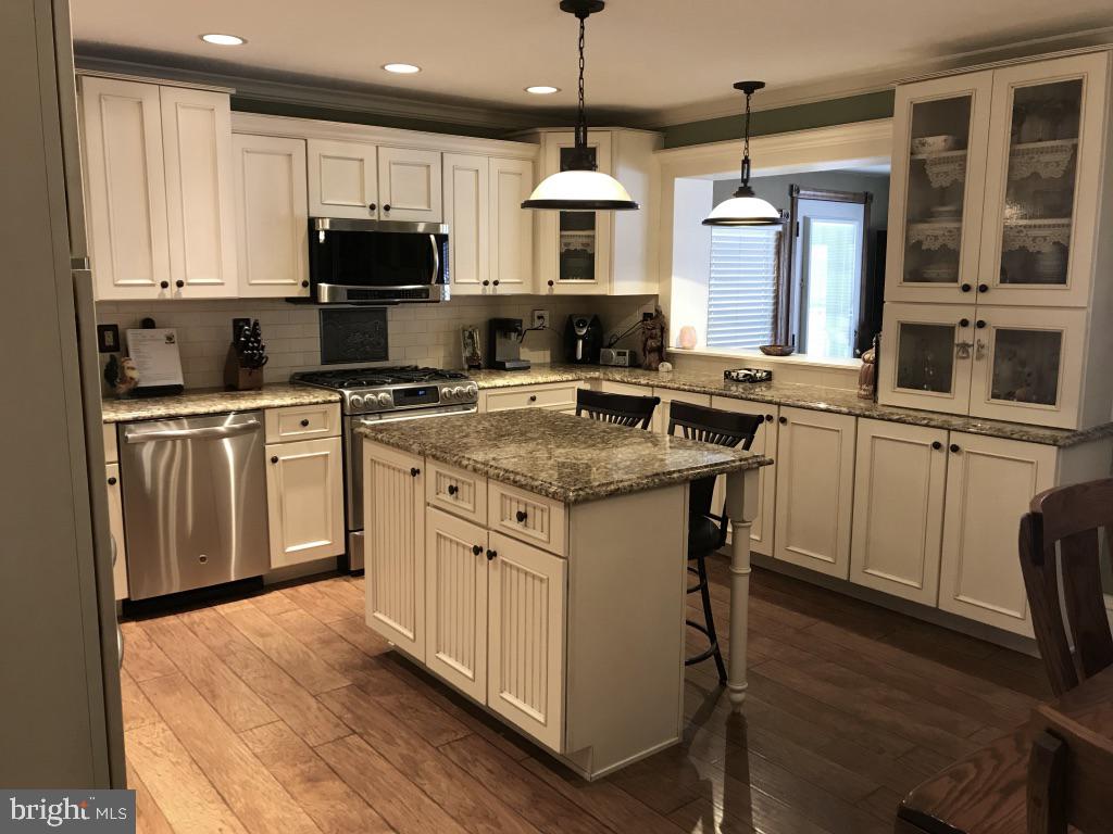 3559 Byrne Road Philadelphia, PA 19154 - Photo 7 of 40 Gallery Image 7