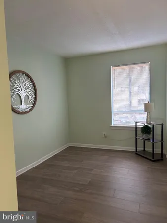 $329,900 | 11609 Stoneview Square, Unit 11C, Reston, VA 20191