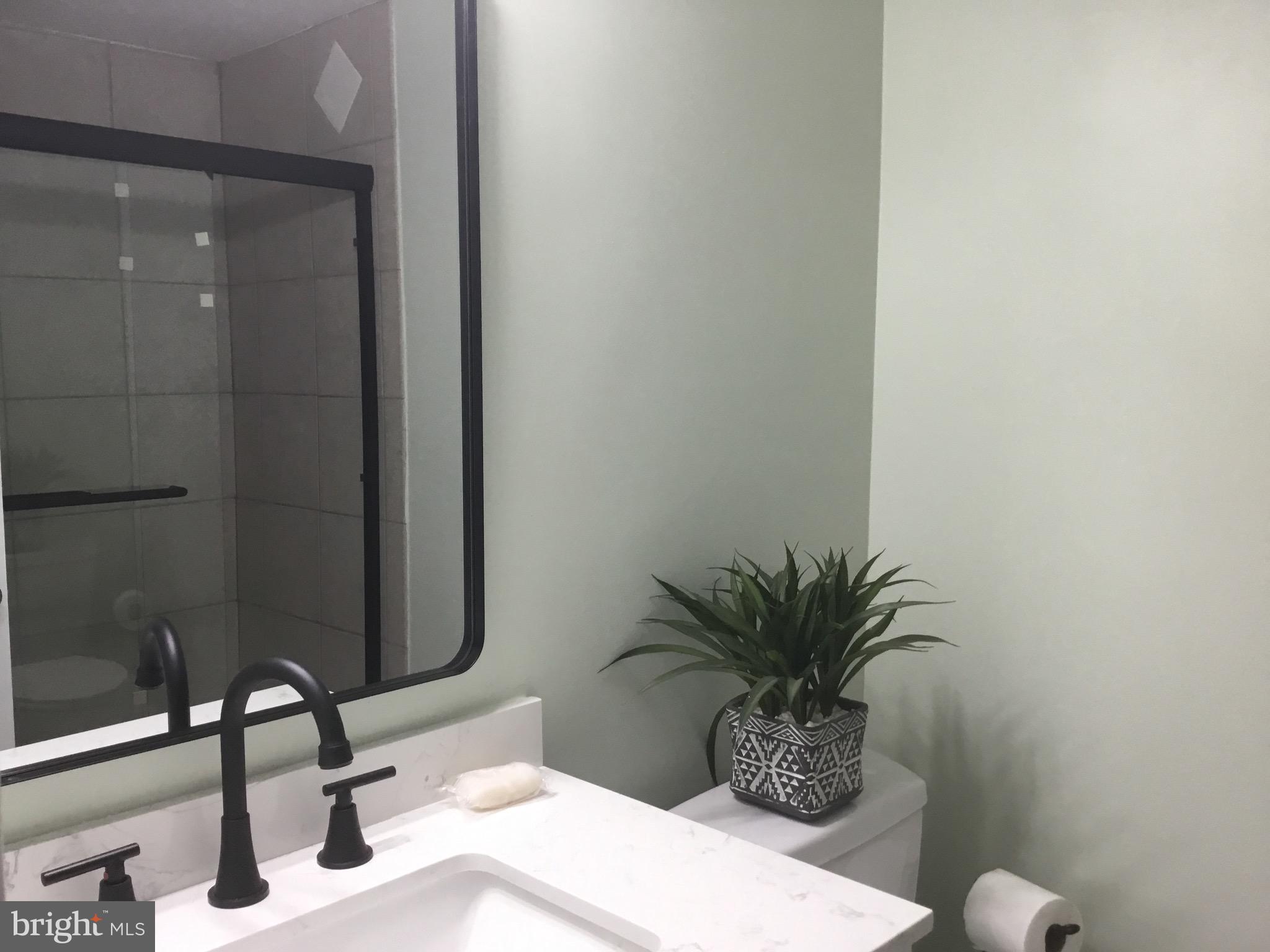 11609 Stoneview Square, Unit 11C Reston, VA 20191 - Photo 17 of 21