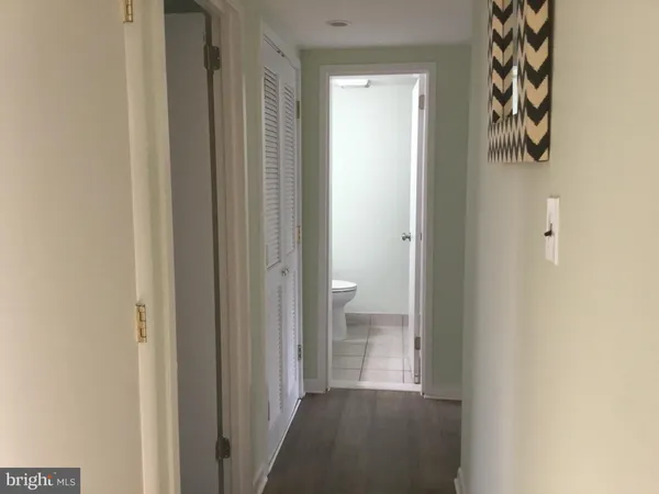 $329,900 | 11609 Stoneview Square, Unit 11C, Reston, VA 20191