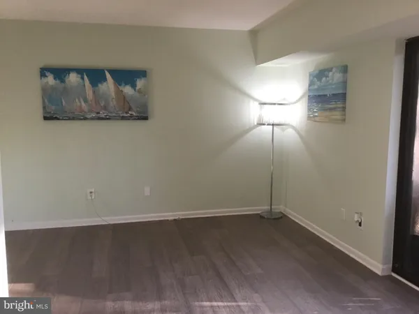 $329,900 | 11609 Stoneview Square, Unit 11C, Reston, VA 20191