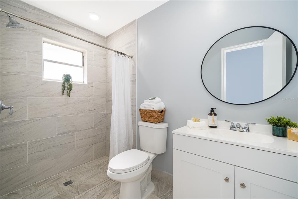 12141 Caper Street Orlando, FL 32837 - Photo 14 of 25