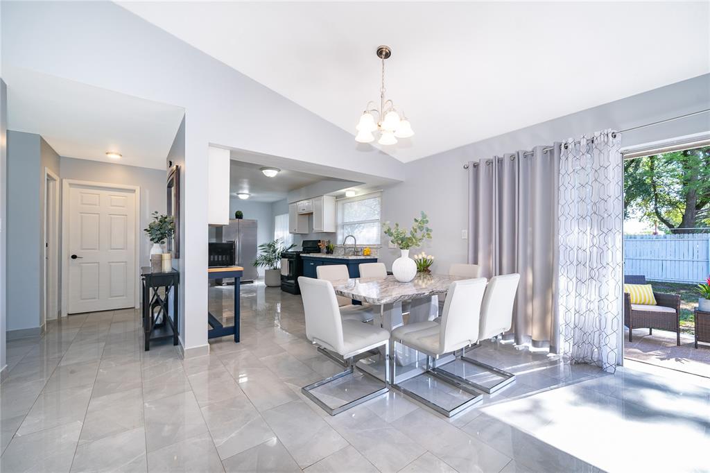 12141 Caper Street Orlando, FL 32837 - Photo 9 of 25