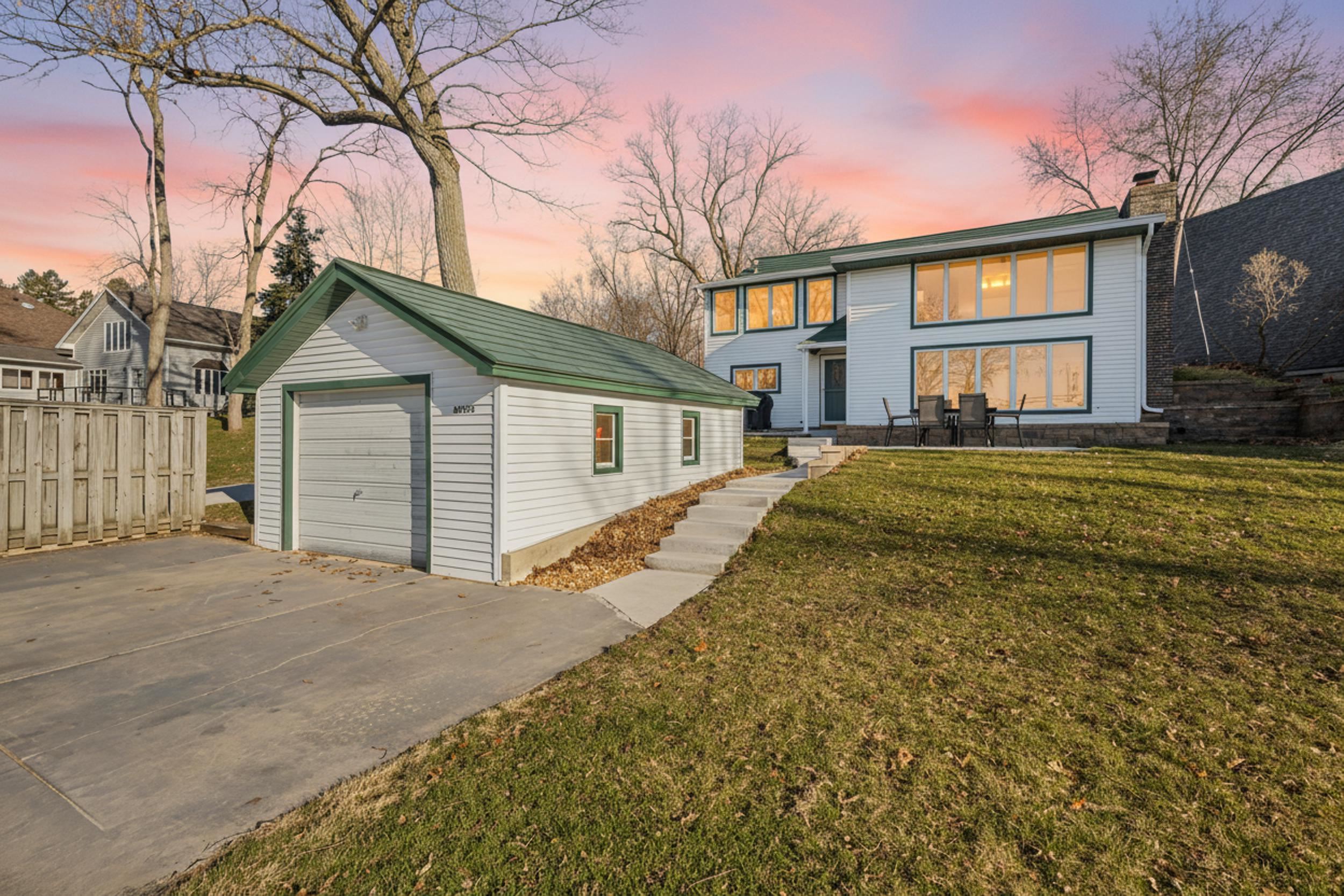 W9384 Ripley Road Cambridge, WI 53523 - Photo 1 of 61