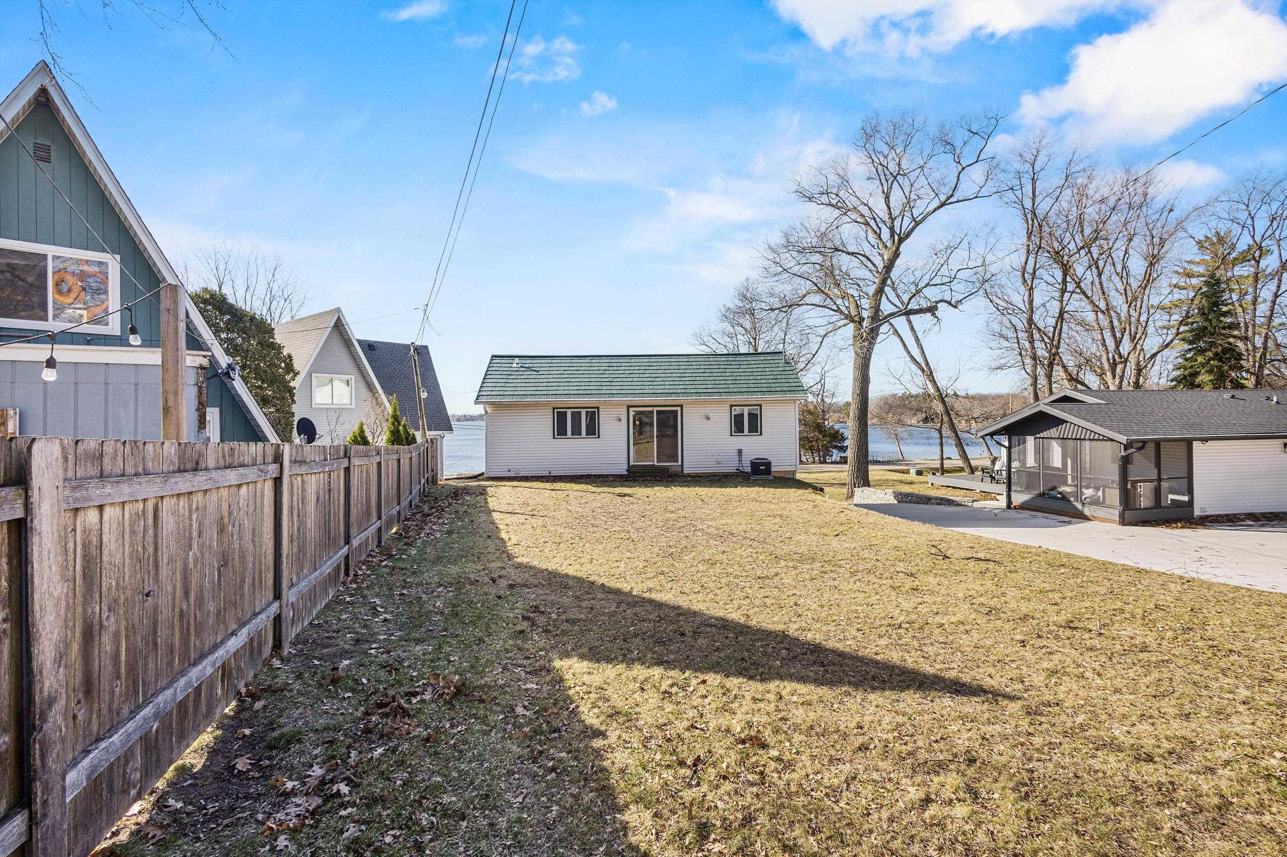 W9384 Ripley Road Cambridge, WI 53523 - Photo 47 of 61