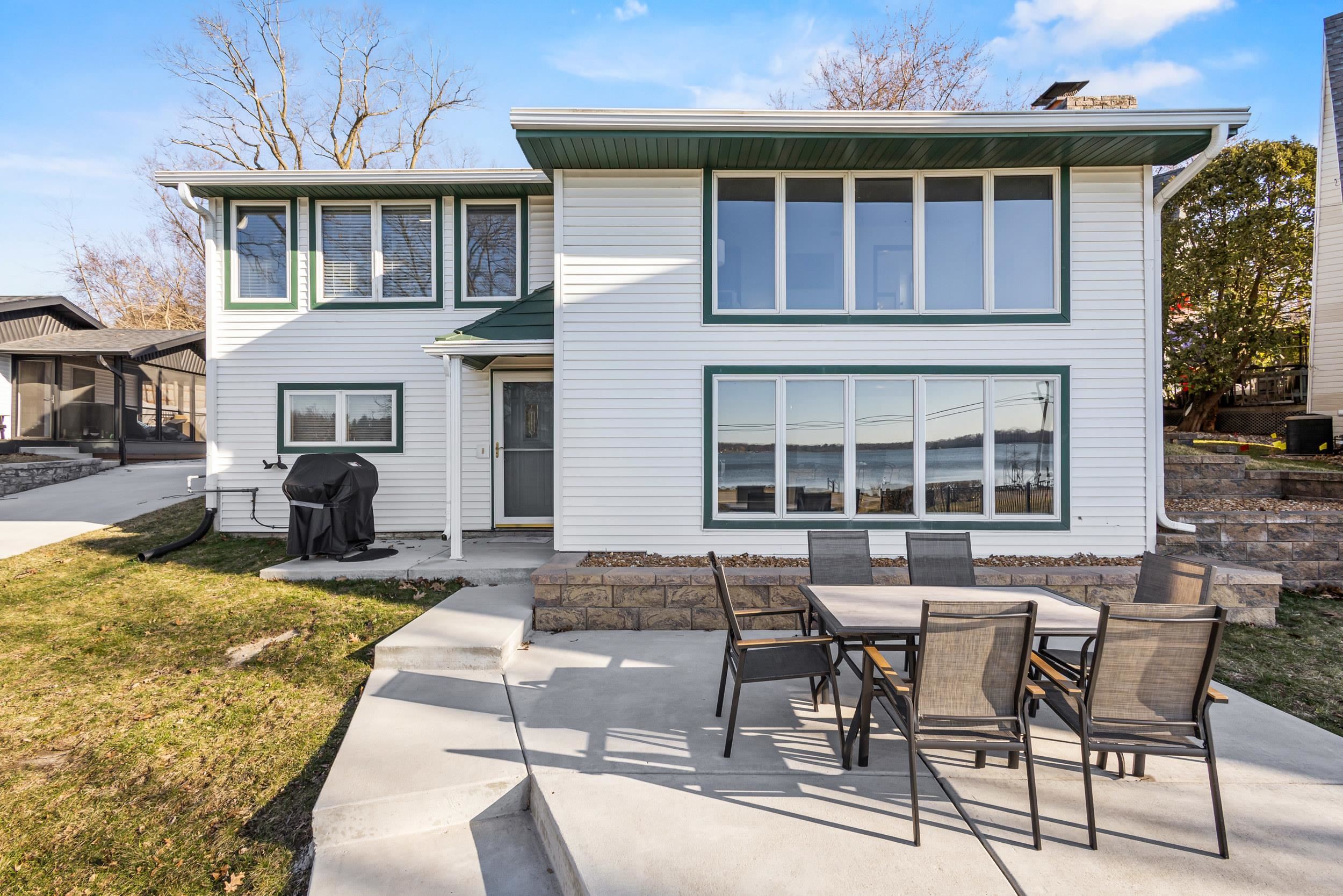 W9384 Ripley Road Cambridge, WI 53523 - Photo 5 of 61