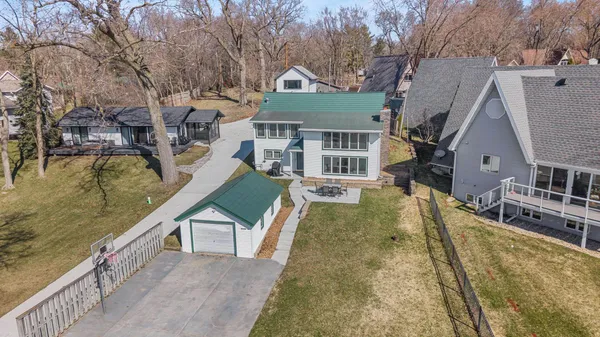 $875,000 | W9384 Ripley Road, Cambridge, WI 53523