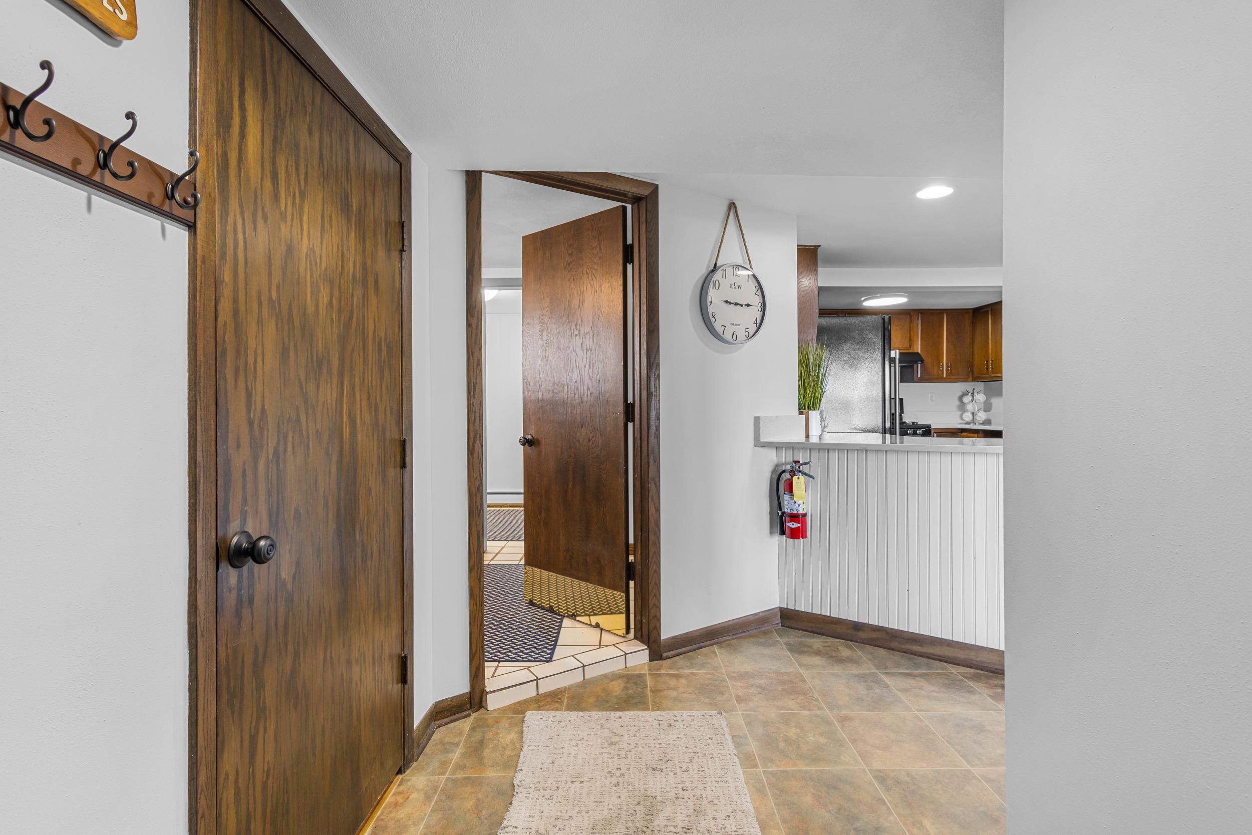 W9384 Ripley Road Cambridge, WI 53523 - Photo 6 of 61