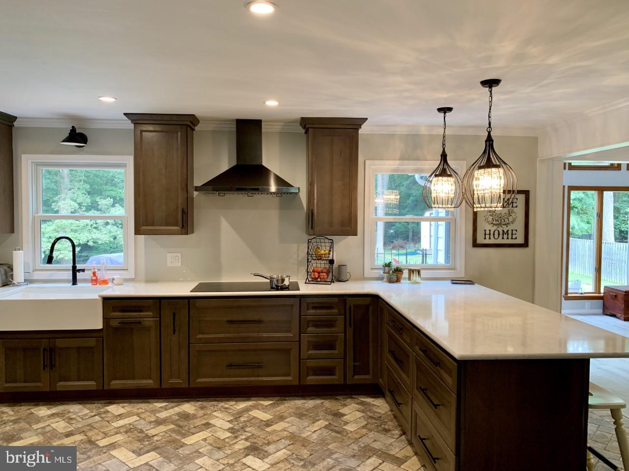 522 Ridge Road Annapolis, MD 21401 - Photo 5 of 50 Renovated Gourmet Kitchen