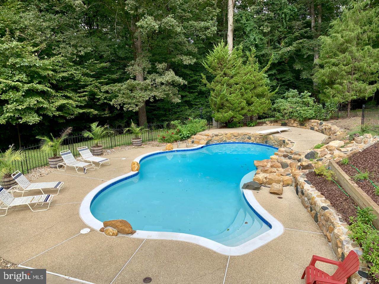 522 Ridge Road Annapolis, MD 21401 - Photo 8 of 50 Fun in the sun with your in-ground pool!