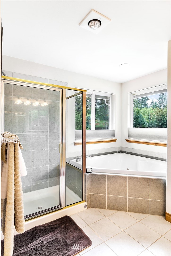 16632 101st Place Southeast Snohomish, WA 98290 - Photo 11 of 25 Gallery Image 11