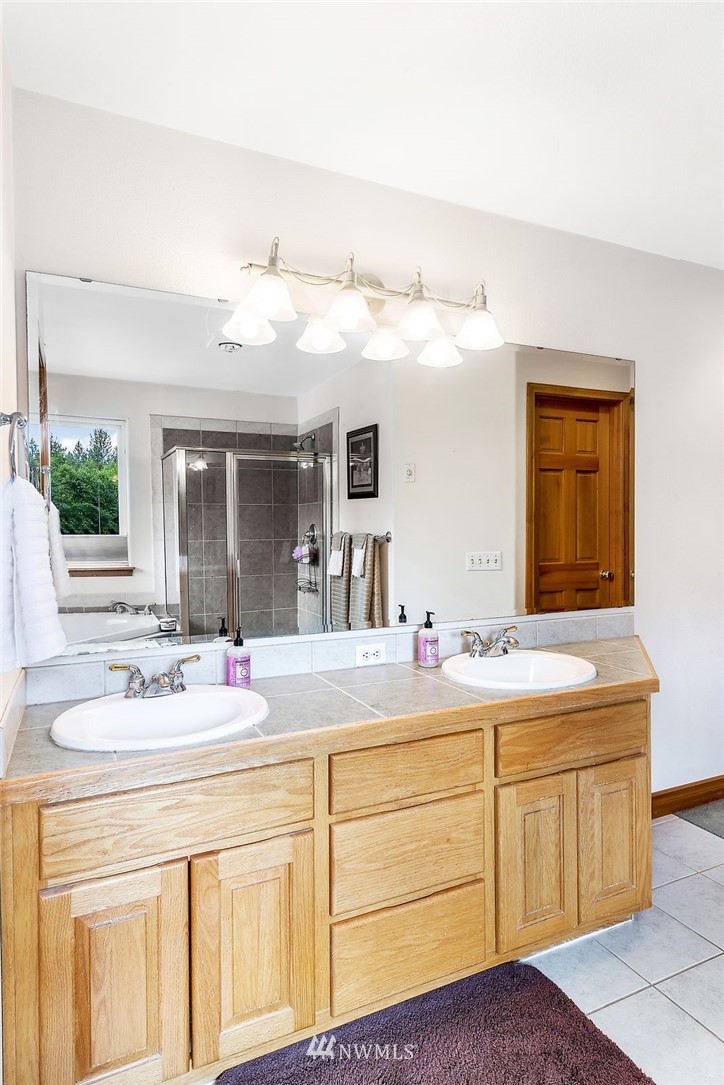 16632 101st Place Southeast Snohomish, WA 98290 - Photo 12 of 25 Gallery Image 12