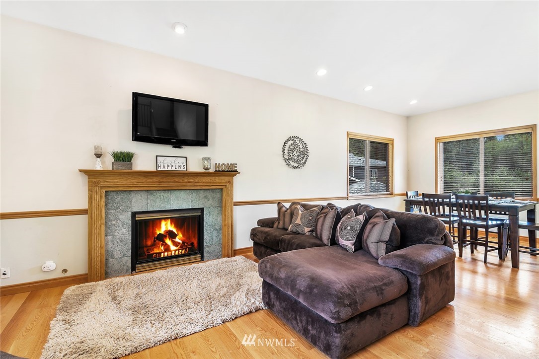 16632 101st Place Southeast Snohomish, WA 98290 - Photo 5 of 25 Gallery Image 5