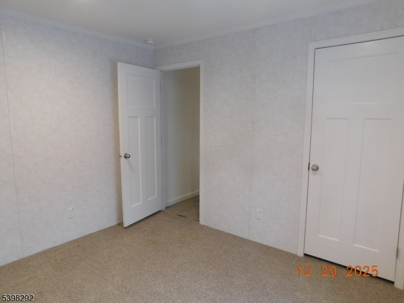 9 Front Street Oxford, NJ 07863 - Photo 15 of 18