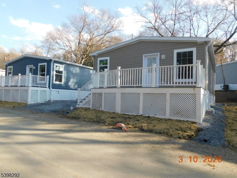 9 Front Street Oxford, NJ 07863 - Photo 3 of 18