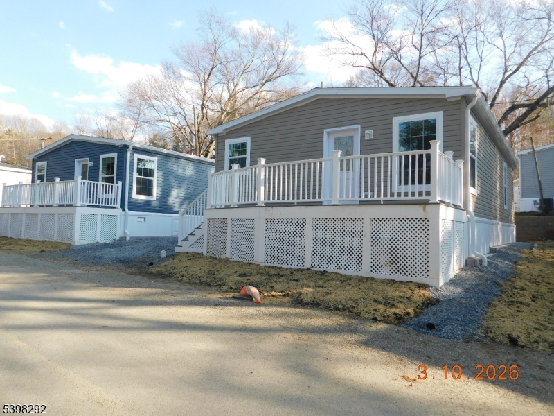 9 Front Street Oxford, NJ 07863 - Photo 4 of 18