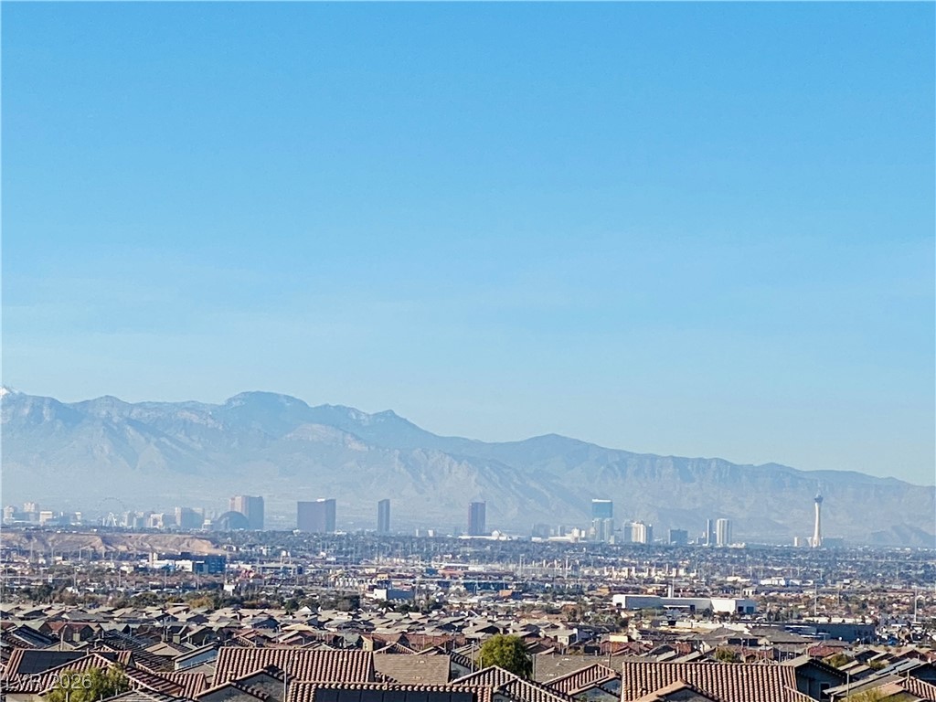 355 Gracious Way Henderson, NV 89011 - Photo 33 of 65