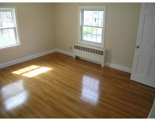 63 Bancroft Road Melrose, MA 02176 - Photo 8 of 11 Gallery Image 8