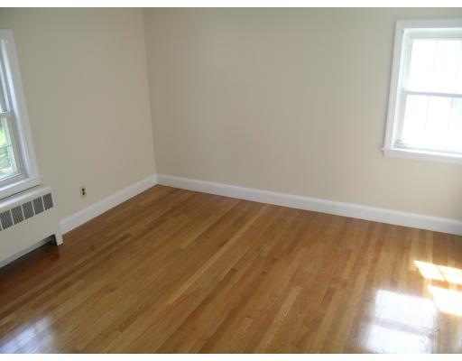 63 Bancroft Road Melrose, MA 02176 - Photo 9 of 11 Gallery Image 9