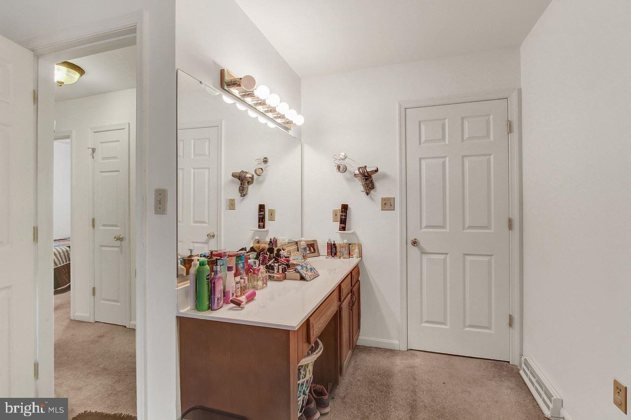 2866 Robin Road York, PA 17404 - Photo 15 of 25 Gallery Image 15