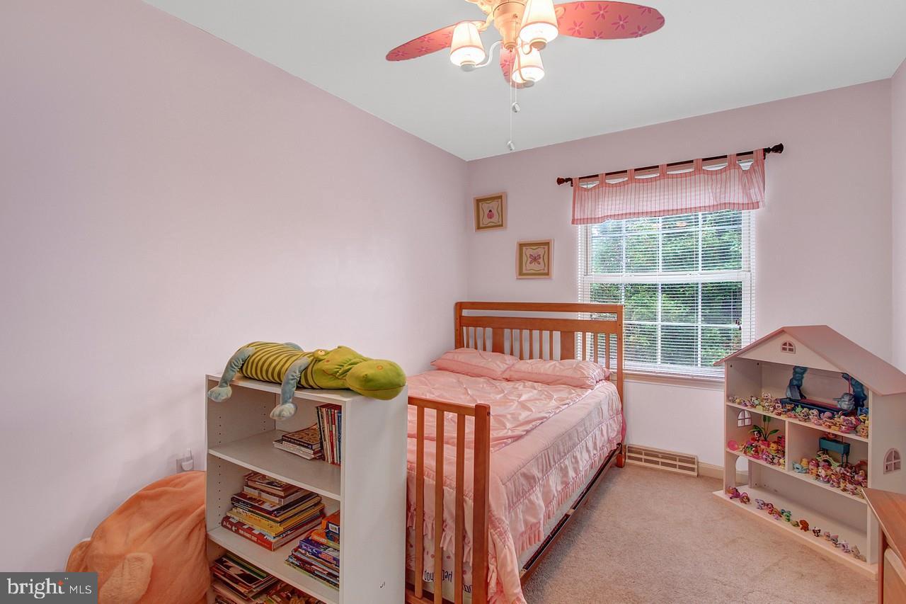2866 Robin Road York, PA 17404 - Photo 18 of 25 Gallery Image 18