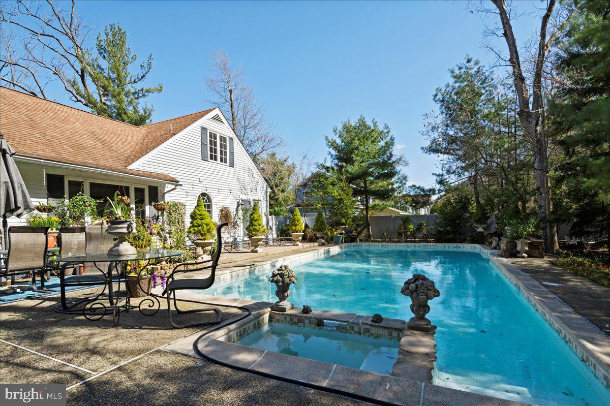5694 South Deer Run Road Doylestown, PA 18902 - Photo 41 of 45 Gallery Image 41