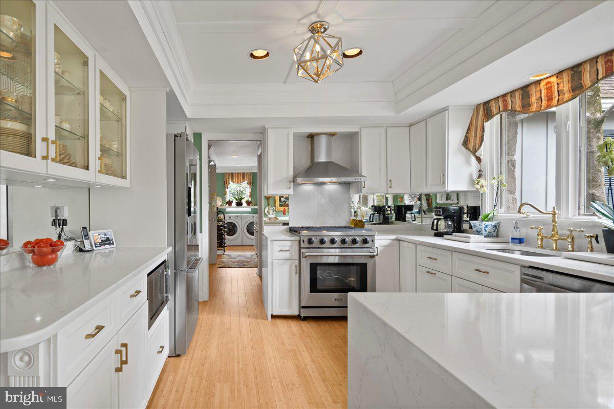 5694 South Deer Run Road Doylestown, PA 18902 - Photo 7 of 45 Beautiful Kitchen!
