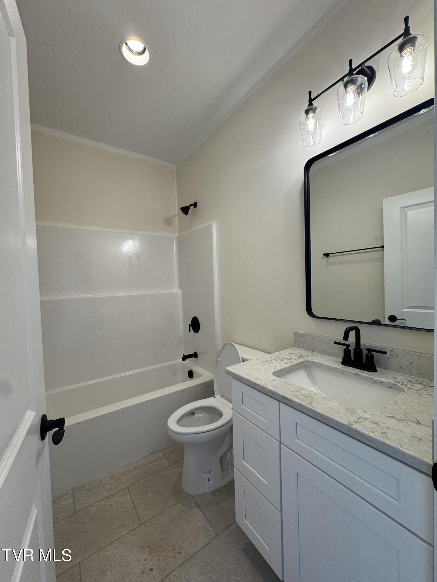 1208 Hawley Road Blountville, TN 37617 - Photo 16 of 30 IMG_2432