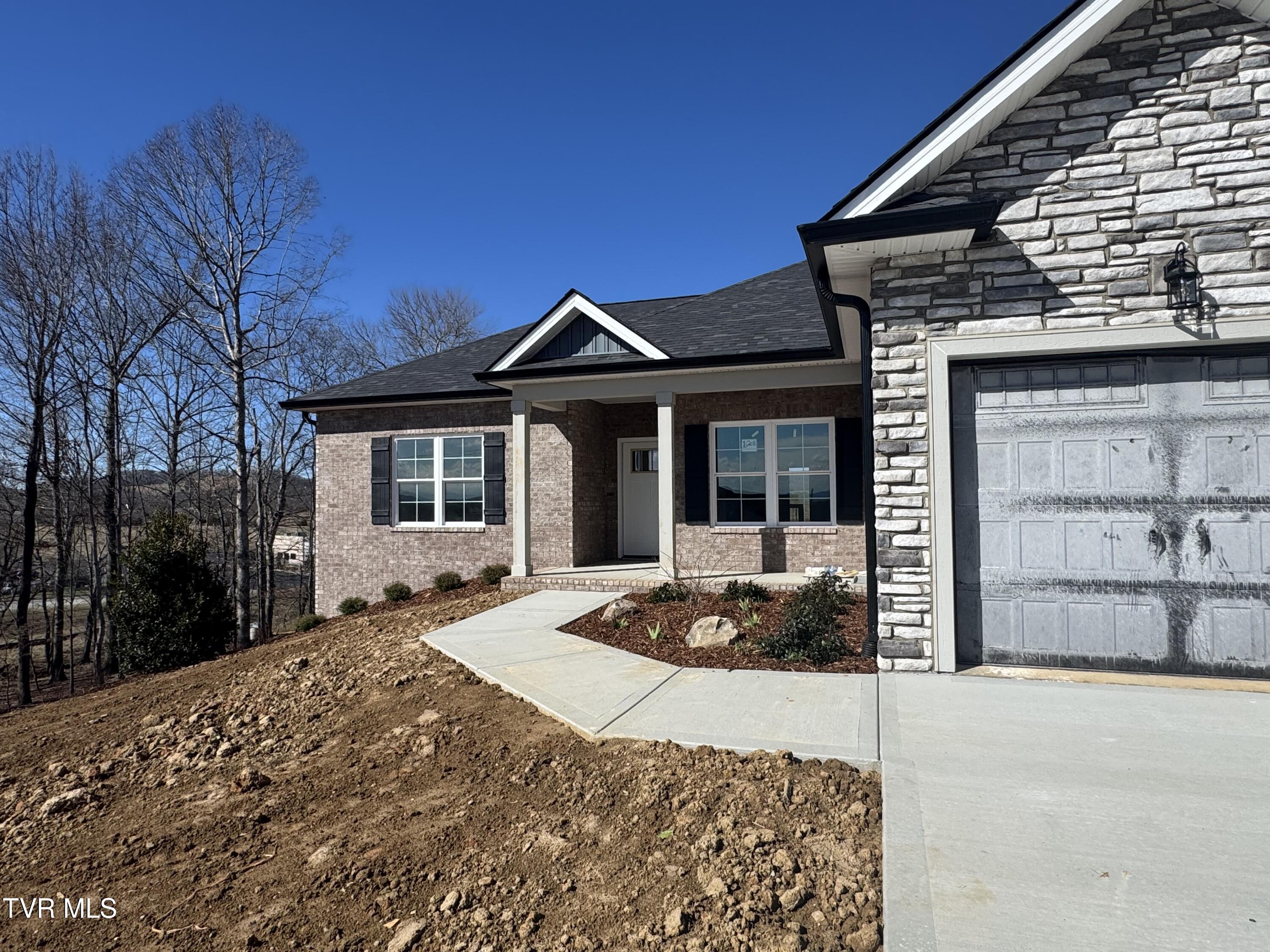 1208 Hawley Road Blountville, TN 37617 - Photo 2 of 30 IMG_2419