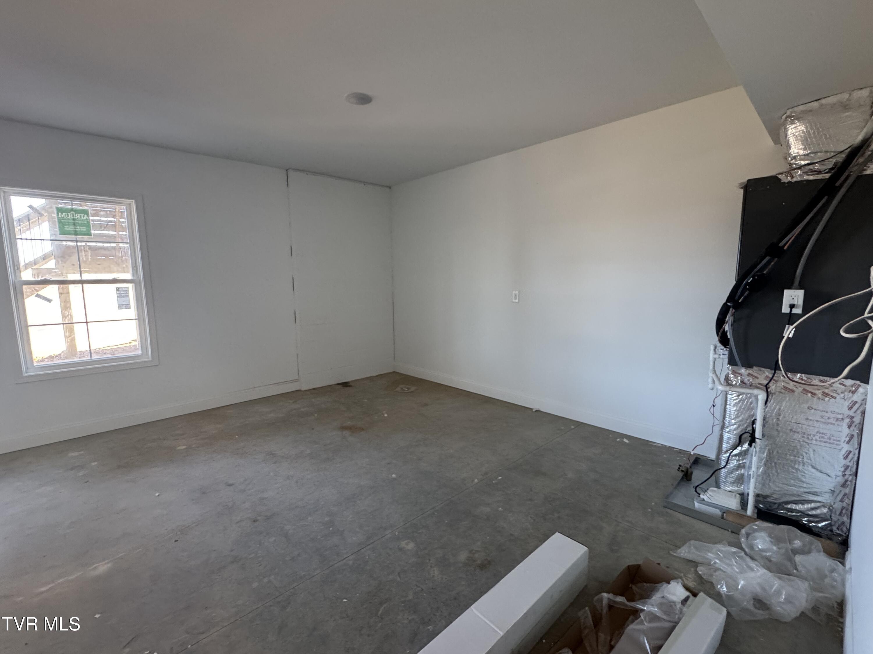 1208 Hawley Road Blountville, TN 37617 - Photo 24 of 30 IMG_2445