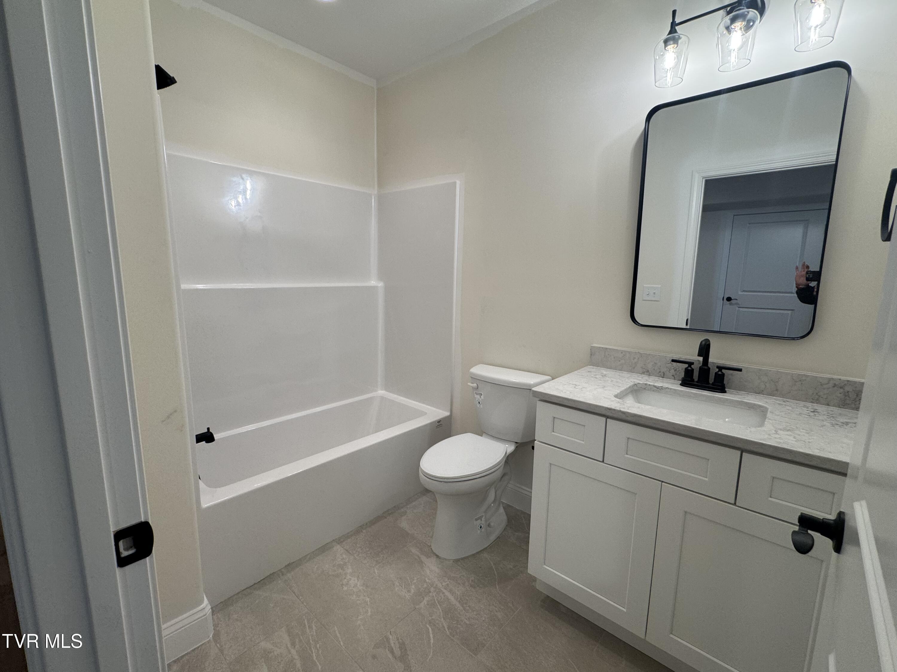 1208 Hawley Road Blountville, TN 37617 - Photo 26 of 30 IMG_2448