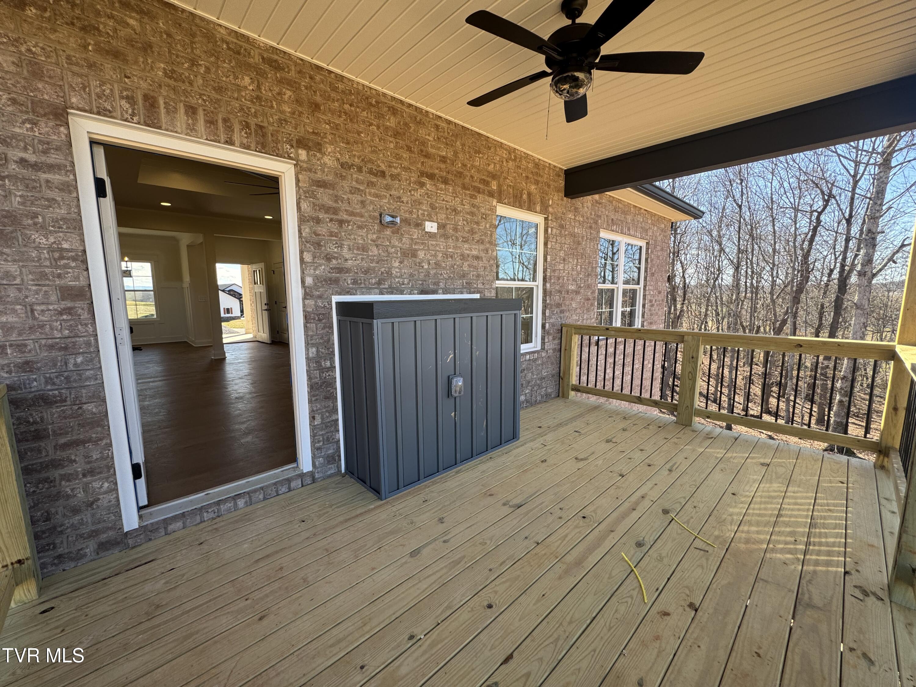 1208 Hawley Road Blountville, TN 37617 - Photo 28 of 30 IMG_2429