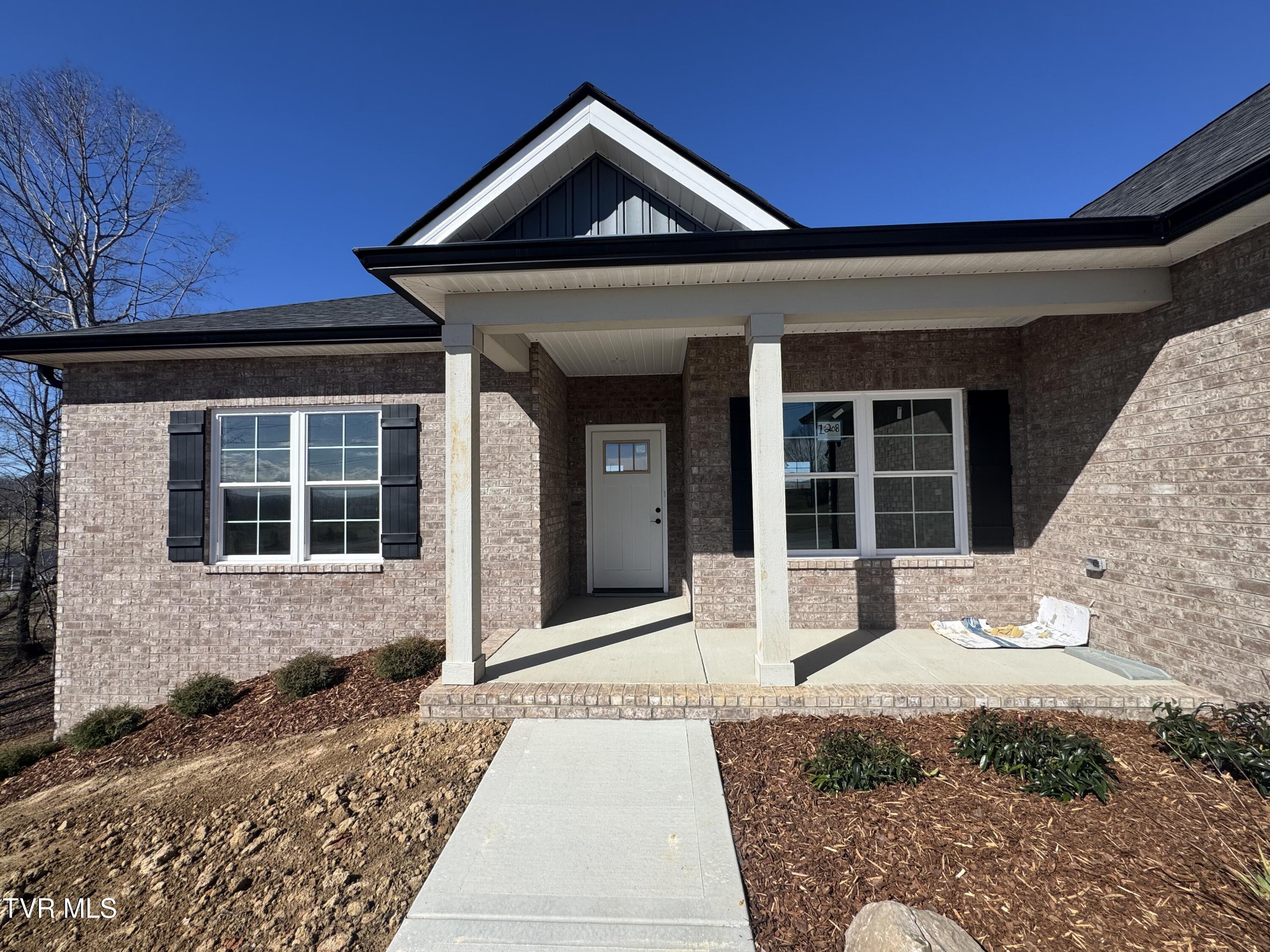 1208 Hawley Road Blountville, TN 37617 - Photo 3 of 30 IMG_2420