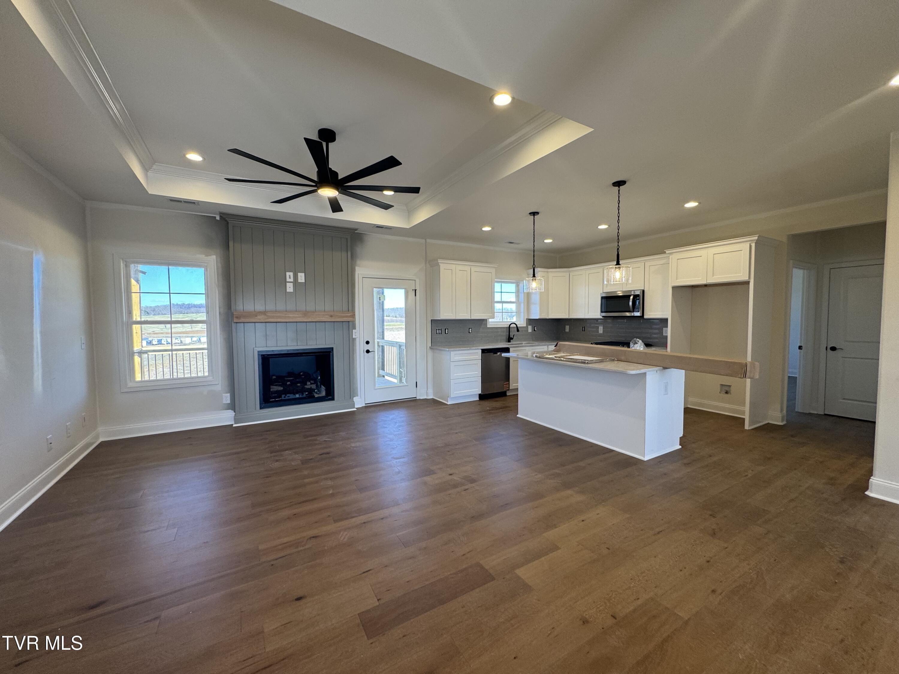 1208 Hawley Road Blountville, TN 37617 - Photo 8 of 30 IMG_2424