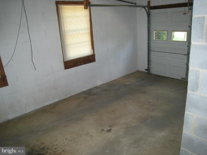 1002 Sulphur Springs Road Inwood, WV 25428 - Photo 7 of 24 Garage
