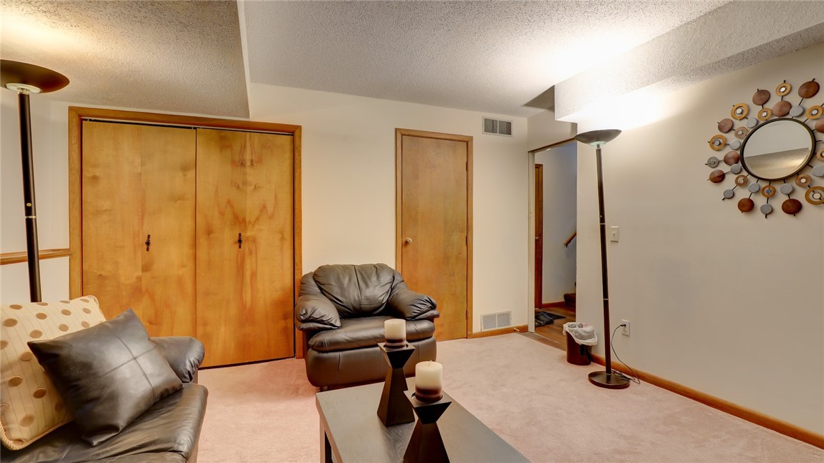 3541 Plover Drive Decatur, IL 62526 - Photo 20 of 26 Gallery Image 20