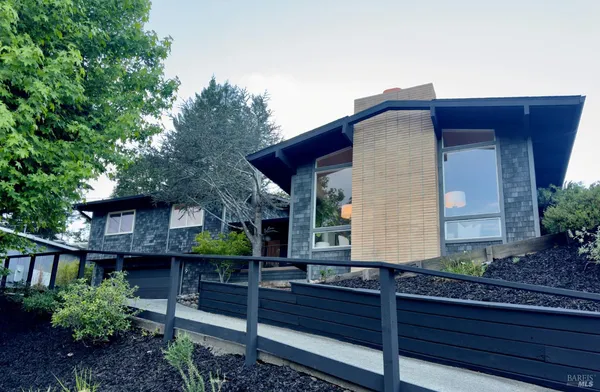 $2,549,000 | 9 Underhill Road, Mill Valley, CA 94941