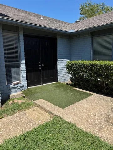 $2,060 | 2205 Heritage Circle, Carrollton, TX 75006