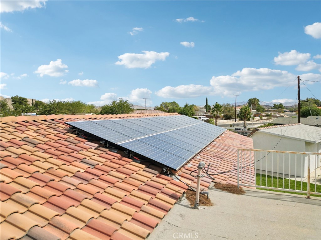 18947 Waseca Road Apple Valley, CA 92307 - Photo 24 of 34 a view of a terrace