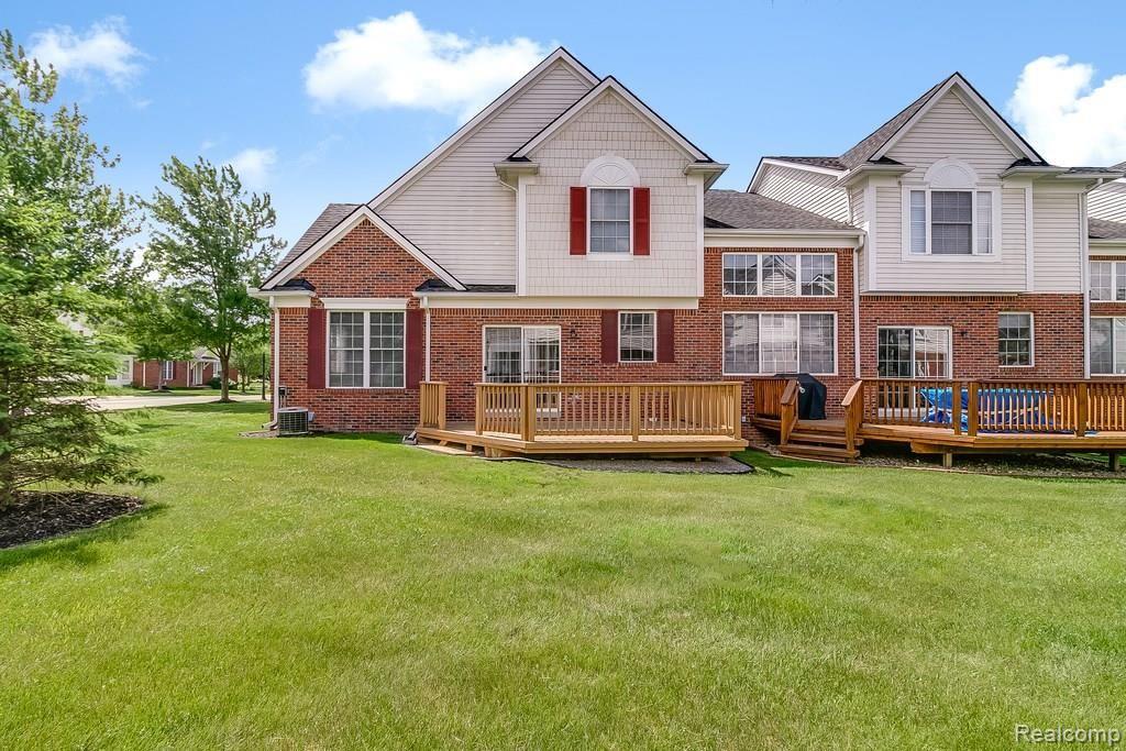 41821 Mitchell Road Novi, MI 48377 - Photo 2 of 30