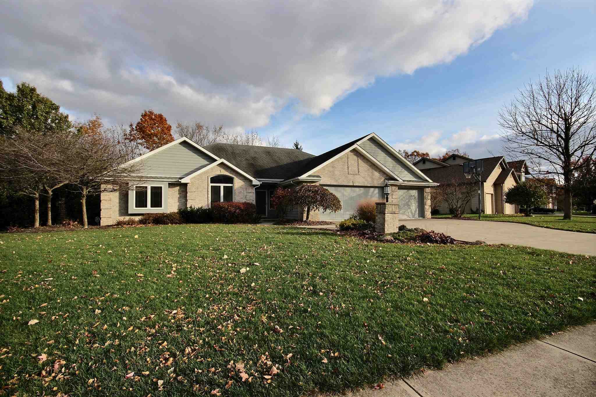 2109 Lake Ridge Drive Fort Wayne, IN 46804 - Photo 2 of 31 Gallery Image 2