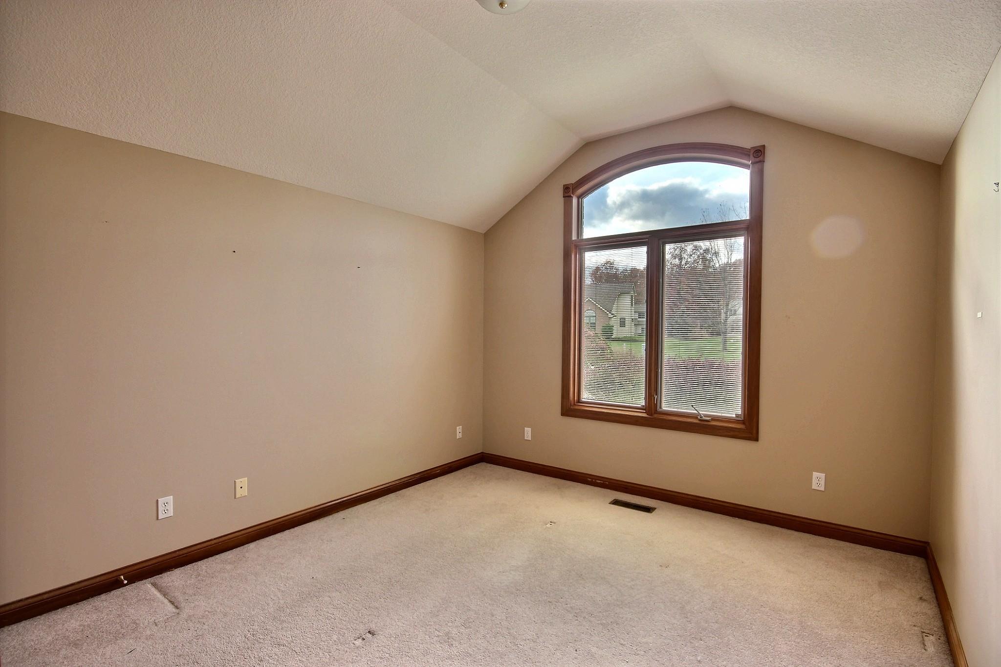 2109 Lake Ridge Drive Fort Wayne, IN 46804 - Photo 7 of 31 Gallery Image 7