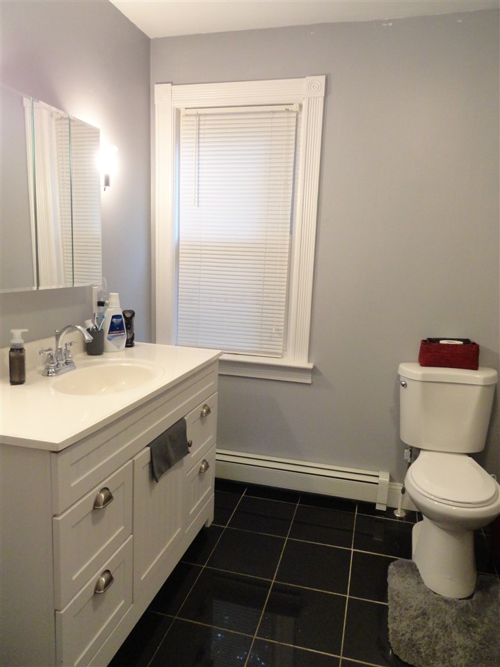 64 Woodridge Road Franklin, NH 03235 - Photo 14 of 21 Gallery Image 14