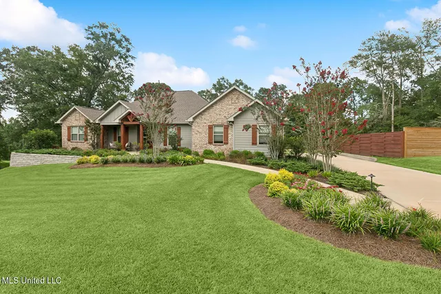 $500,000 | 67 Oak Hvn Drive, Poplarville, MS 39470