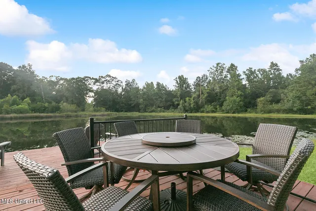 $500,000 | 67 Oak Hvn Drive, Poplarville, MS 39470