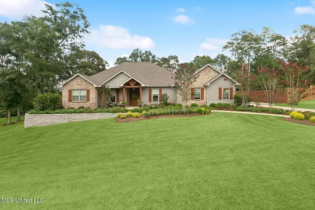 $500,000 | 67 Oak Hvn Drive, Poplarville, MS 39470