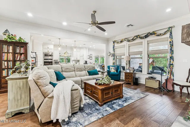 $500,000 | 67 Oak Hvn Drive, Poplarville, MS 39470