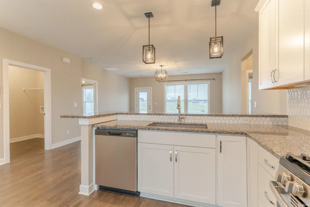 $287,900 | 3011 Torboy Drive, Evansville, IN 47725