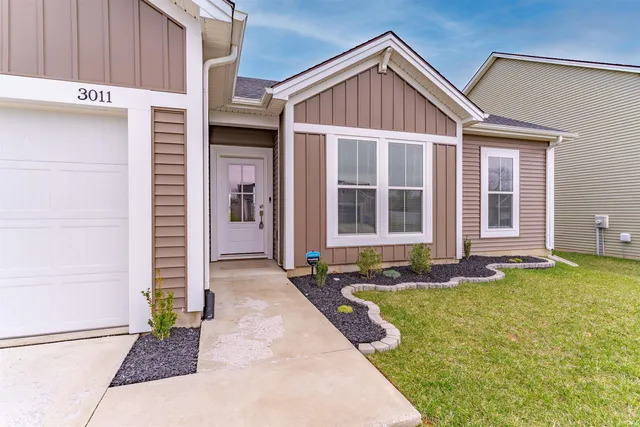 $287,900 | 3011 Torboy Drive, Evansville, IN 47725